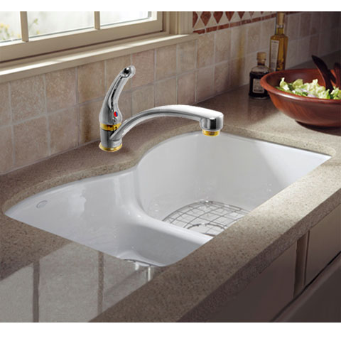 Delta 141-CBWF Signature? single-handle kitchen faucet with swivel spout, in Chrome finish 141-CBWF