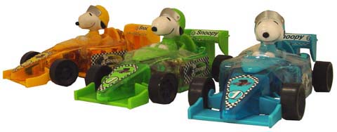 PEANUTS SNOOPY INDY RACE CAR WITH CANDY ROLLS 30218