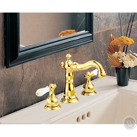 Delta 3555PB-212PB Victorian Collection two-handle widespread lavatory faucet, in Brilliance? Polished Brass finish 3555PB-212PB