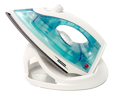 STEAM IRON - TAKASHI CORDLESSS RECHARGEABLE STEAM IRON CI-04-3803